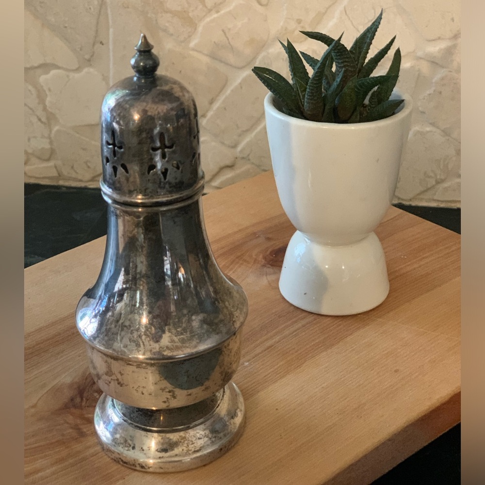 APEX | Vintage Victorian Silver Plate Sugar Shaker